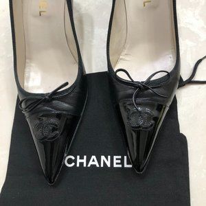 Not for Sale A pair of Women's Chanel almost New Chanel Black 38.5 Italy